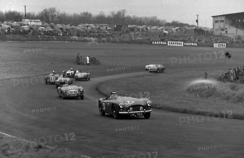 A.C. Ace , F. Warnwell, Brands Hatch sports car racing Boxing Day meeting 1957. Creator: Unknown.