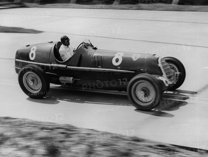Alfa Romeo 8C GP, Nuvolari 1935. Creator: Unknown.