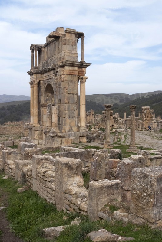 Algeria, Djemila, Caracalla Arch