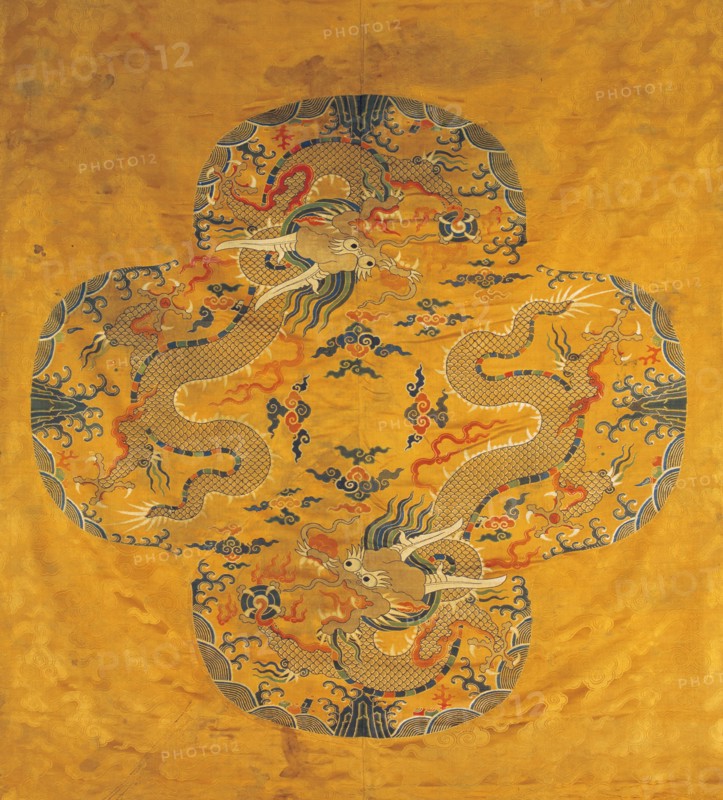 Dragon silk brocade fabric, End of 16th cen.. Creator: Anonymous master.