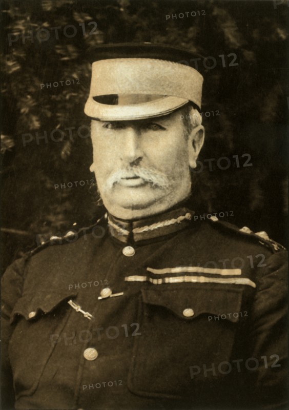 'Rt. Hon. Sir Redvers Henry Buller, K.C.B., V.C.', 1900. Creator: Knight.