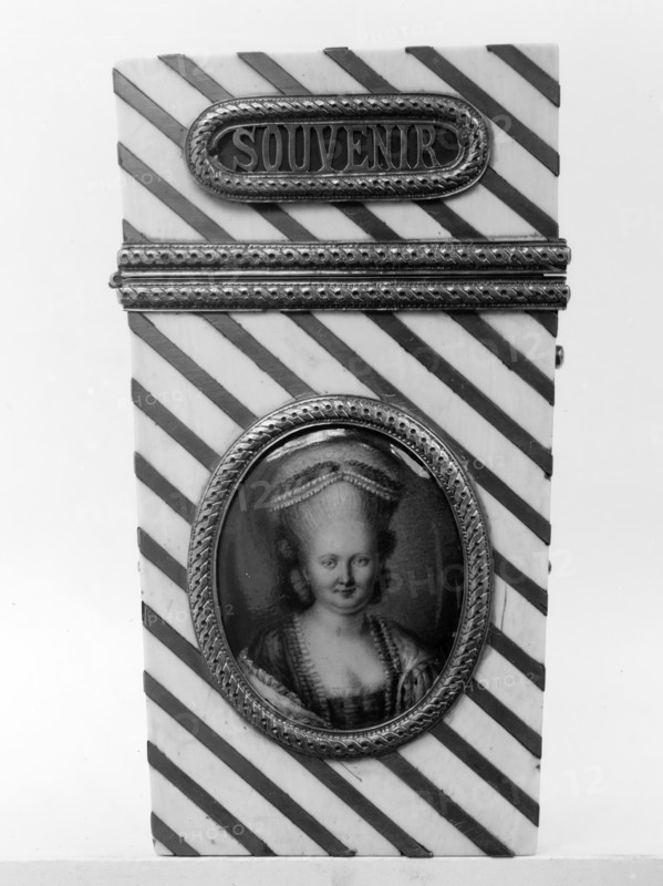 Souvenir with portrait of a woman, 1775-85. Creator: Unknown.