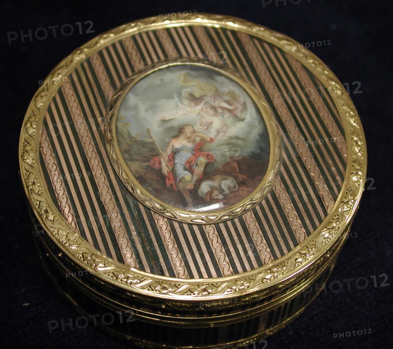 Snuffbox with miniature of sleeping Endymion and Selene, 1772-73. Creator: Unknown.