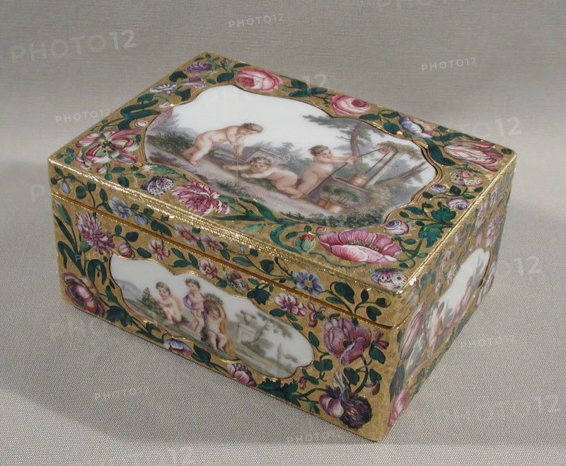 Snuffbox with scenes of children in pastoral settings, 1752-53. Creator: Jean François Breton.