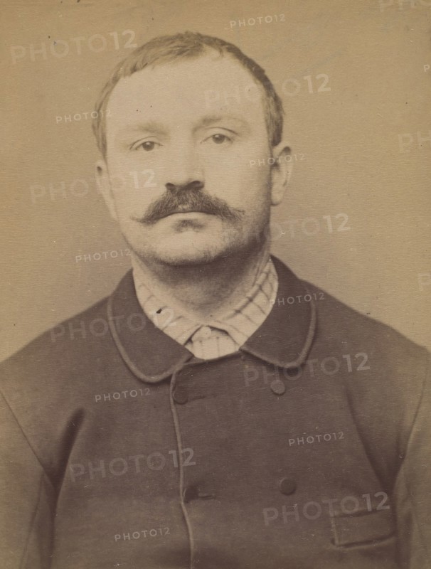 Giroux. Hippolyte. 34 ans, né à Montreuil les Mines (Saone & Loire). Mécanicien. Anarchiste. 28/2/94. , 1894.