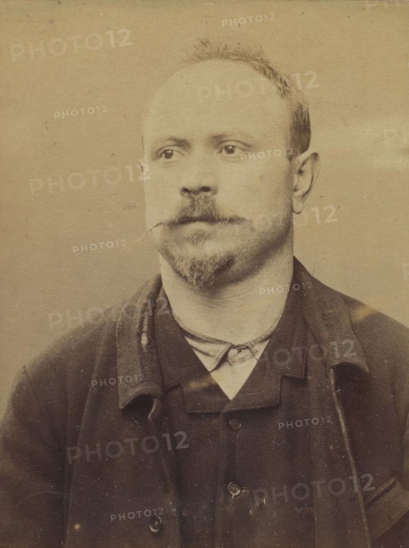 Della Casa. 36 ans, né le 1/3/58 à Avoglion (Italie). Cordonnier. Anarchiste. 2/7/94., 1894.