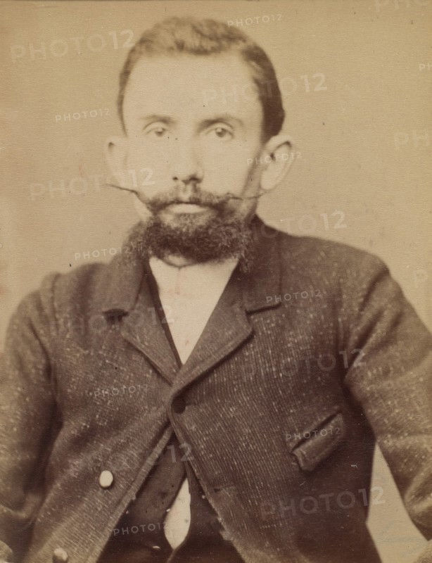 Etiévant. Henri, Achille. 32 ans, né à Flammanville (Manche). Typographe. Anarchiste. 4/3/94., 1894.