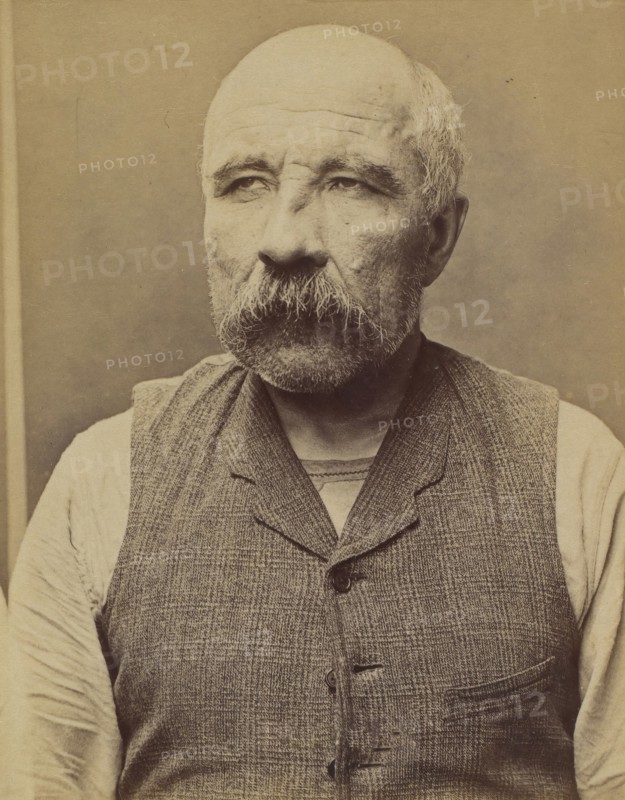 Marie. Constant. 53 ans, né le 27/8/38 à Ste-Houvrince (Calvados). Garçon rnarçon. Anarchiste. 2/7/94. , 1894.
