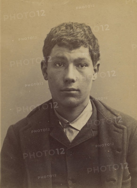 Galau. Charles. 18 ans, né à Nogent s/Marne (Seine). Charron. Cris séditieux. Anarchiste. 21/2/91. , 1891.