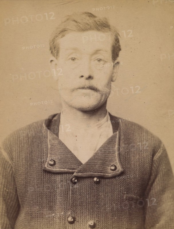 Augendre. Ernest. 37 ans, né à St-Pierre le Moutier (Nièvre). Maçon. Anarchiste. 1/3/94., 1894.