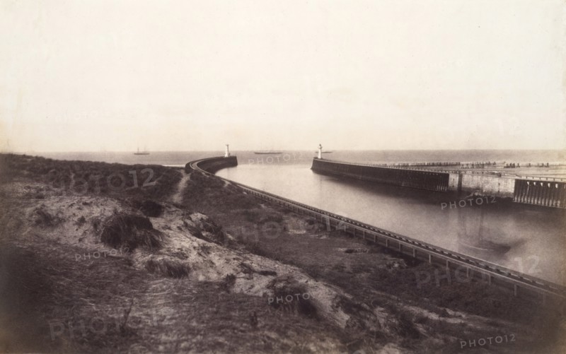 [Entrance to the Port of Boulogne], 1855.