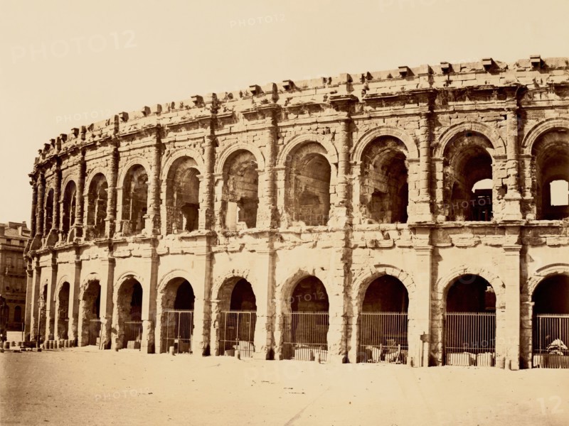 Nimes, Amphithéâtre, ca. 1861.