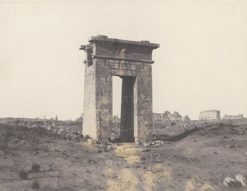 Karnak (Thèbes), Grande Porte du Nord Vue du Point X, 1851-52, printed 1853-54.