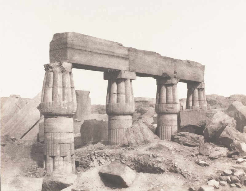 Karnak (Thèbes), Palais - Partie Posterieure - Fragment de Colonnades Vu du Point S, 1851-52, printed 1853-54.