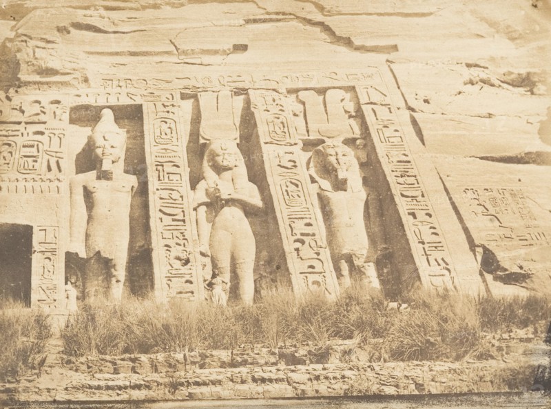 Moitié de la façade du Spéos d'Athor, à Abousembil (partie Septentrionale), March 1850.