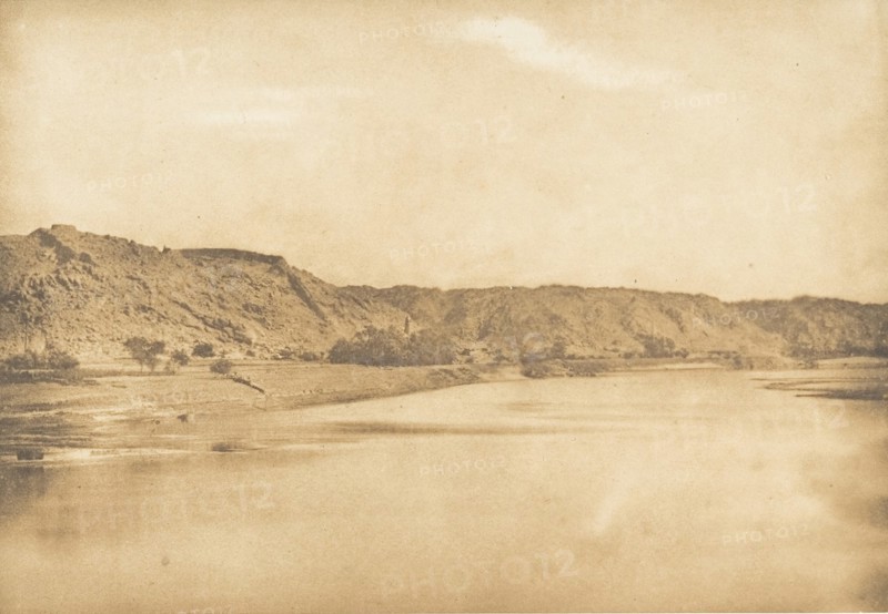 Vue prise au Sud-Est de Philae - Village d'El-Bâb, 1849-50.