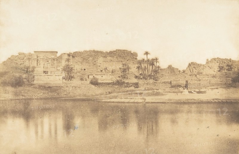 Vue générale de l'ile de Philae, prise de l'Est, 1849-50.