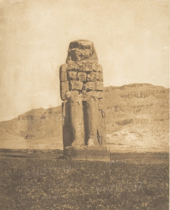 Colosse restauré d' Aménophis III, à Thèbes (Statue vocale ou Colosse de Memnon), 1849-50.