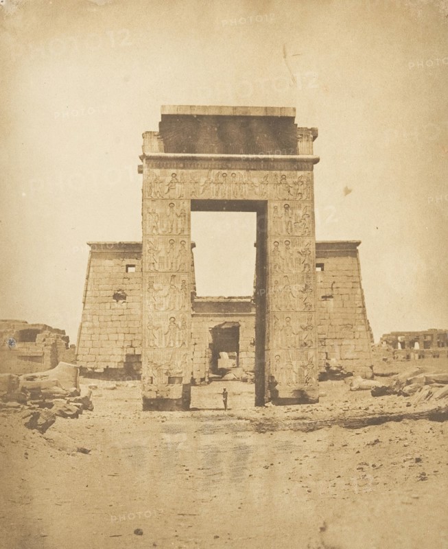 Propylone du Temple de Khons, à Karnac, Thèbes, 1849-50.