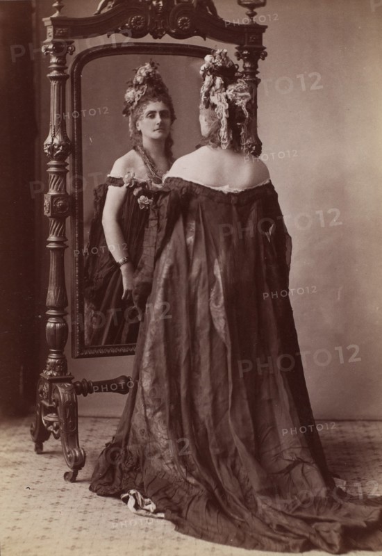 [Countess de Castiglione, from Série des Roses], 1895.