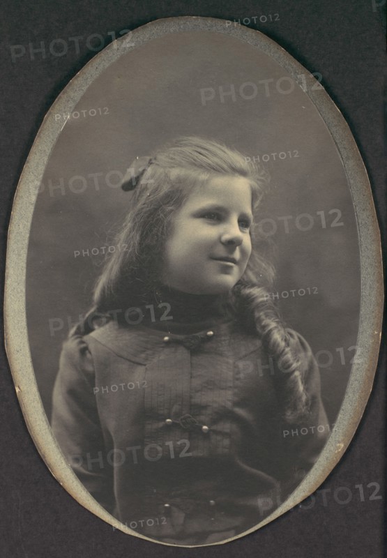 [Girl with Ringlets, Half Length], 1890s.