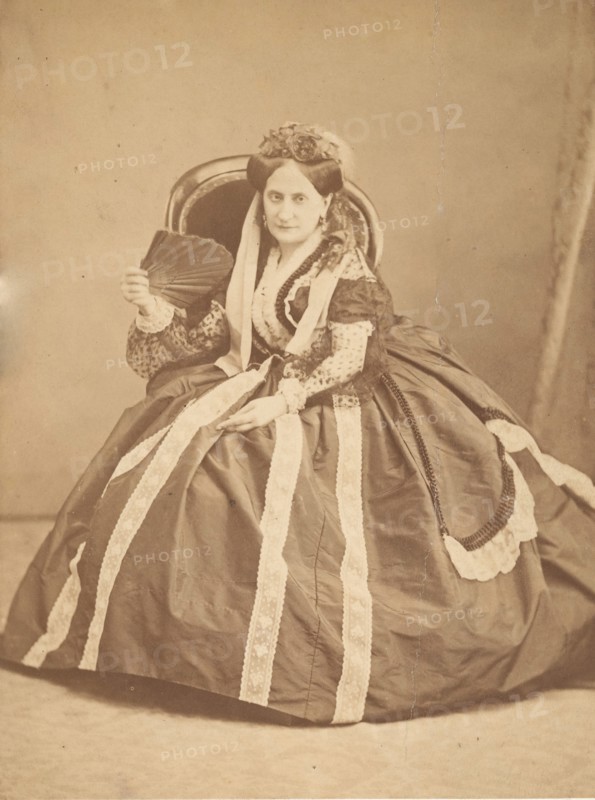 [La Comtesse Seated with Fan], 1860s.