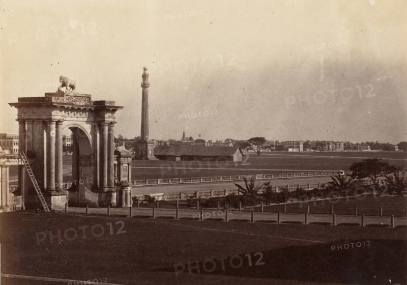 [View of Chowringhee from Government House, Calcutta], 1858-61.