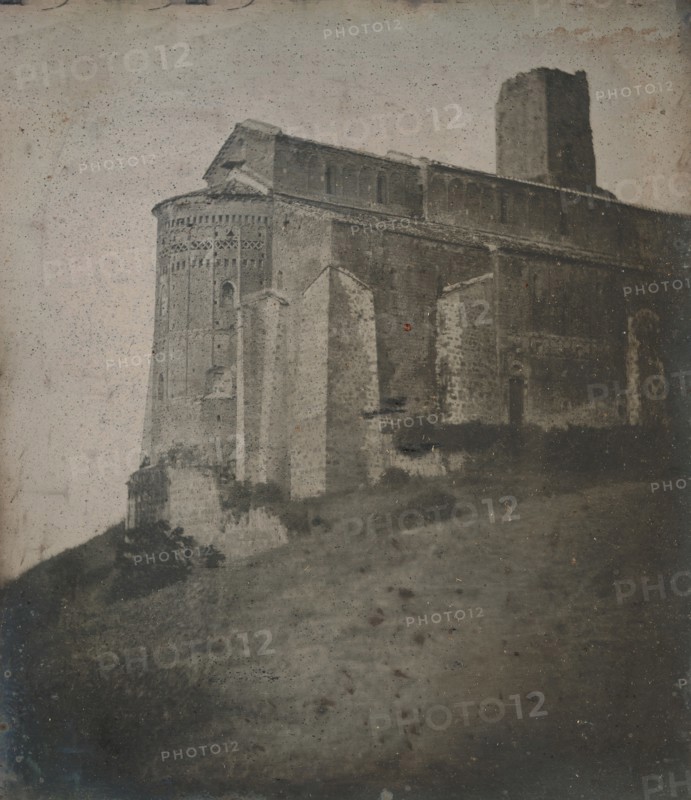 43. Toscanella Eglise de S. Pietro, apside, 1842.