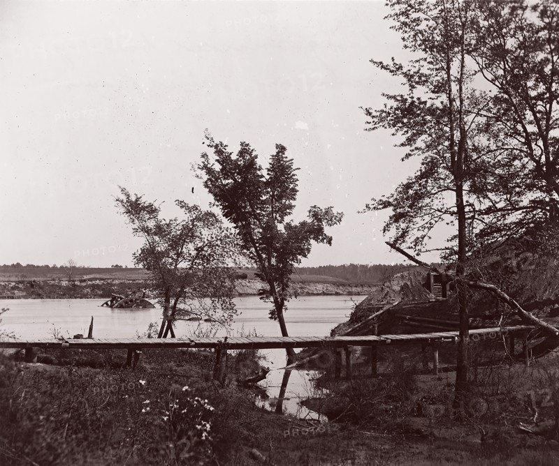 Fort Darling. Masked Battery and Obstruction in James River, ca. 1865. Formerly attributed to Mathew B. Brady.