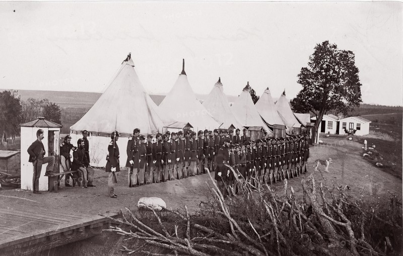 Heavy Artillery, 1861-65. Formerly attributed to Mathew B. Brady.