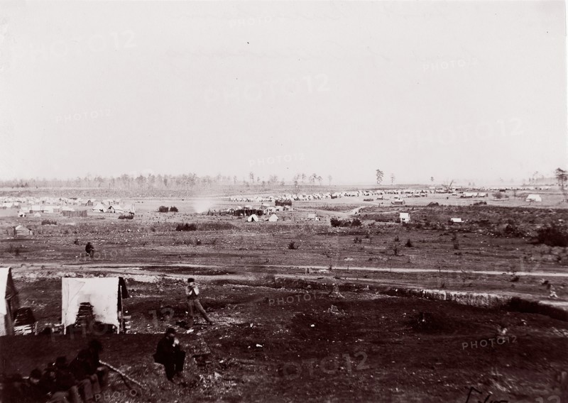 Fort Burnham, front of Petersburg, 1861-65. Formerly attributed to Mathew B. Brady.