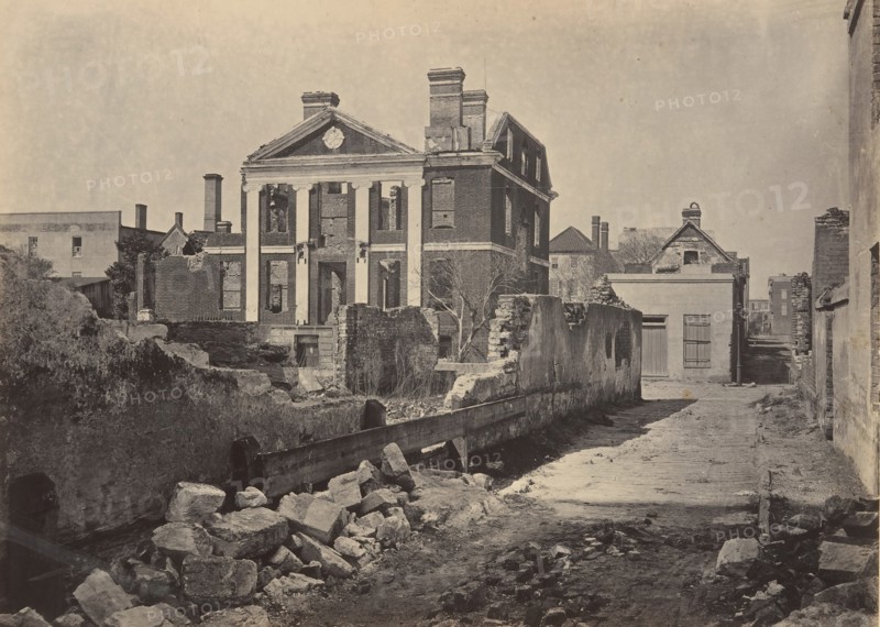 Ruins of the Pinckney Mansion, Charleston, South Carolina, 1860s.