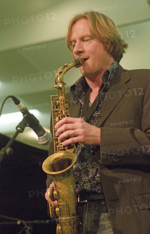 Matt Wates, Royal Festival Hall Foyer, London, Jan 2005. Creator: Brian O'Connor.