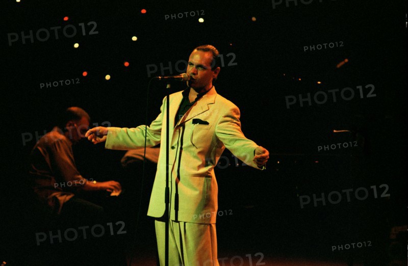 Kurt Elling, Brecon Jazz Festival, Brecon, Powys, Wales, Aug 2003.