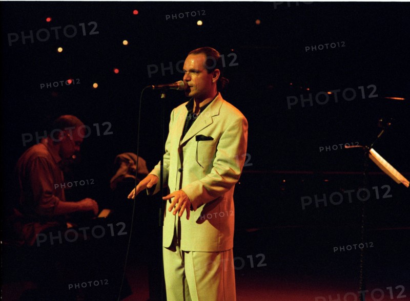Kurt Elling, Brecon Jazz Festival, Brecon, Powys, Wales, Aug 2003.