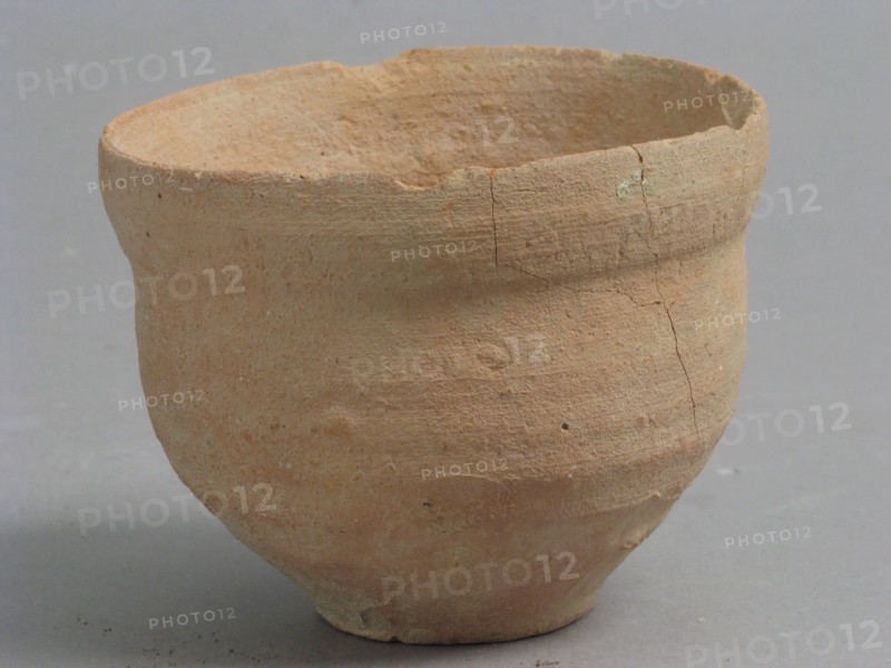Bowl, Coptic, 4th-7th century.
