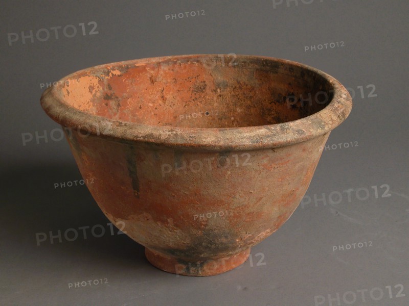 Bowl, Coptic, 4th-7th century.