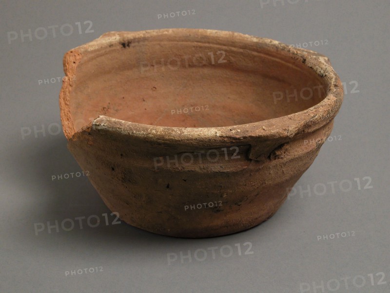 Bowl, Coptic, 4th-7th century.