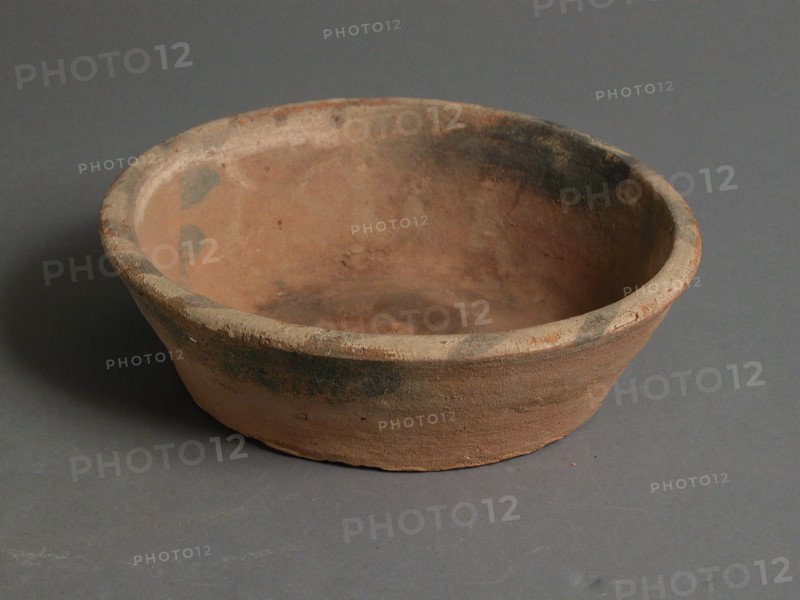 Bowl, Coptic, 4th-7th century.