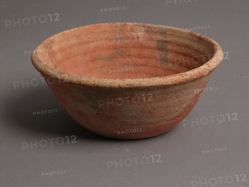 Bowl, Coptic, 4th-7th century.