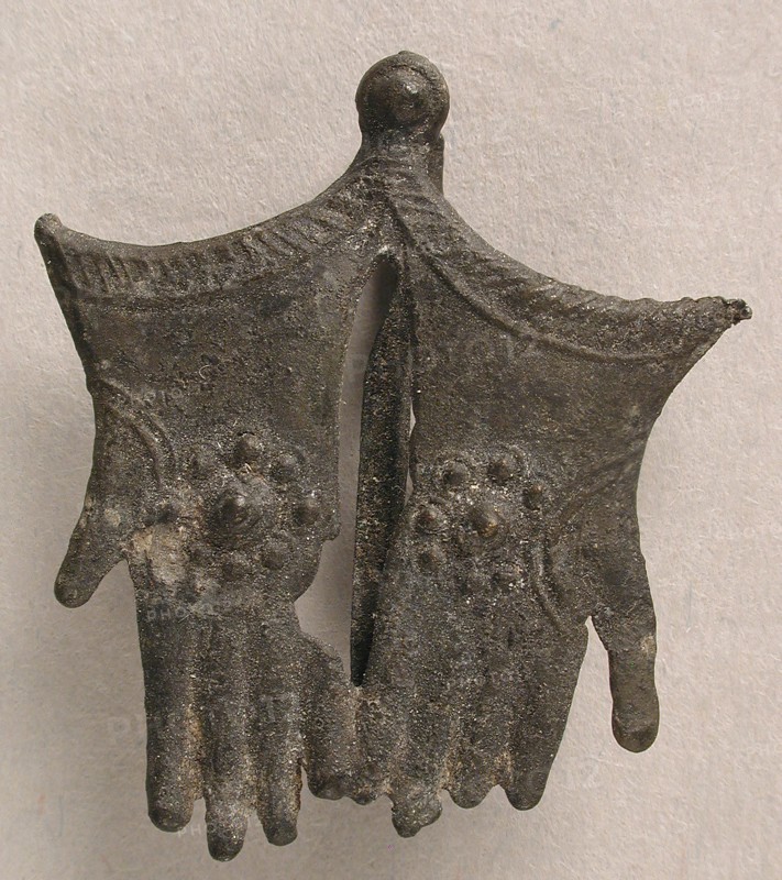 Pilgrim's Badge with Becket's Gloves, British, 15th century.