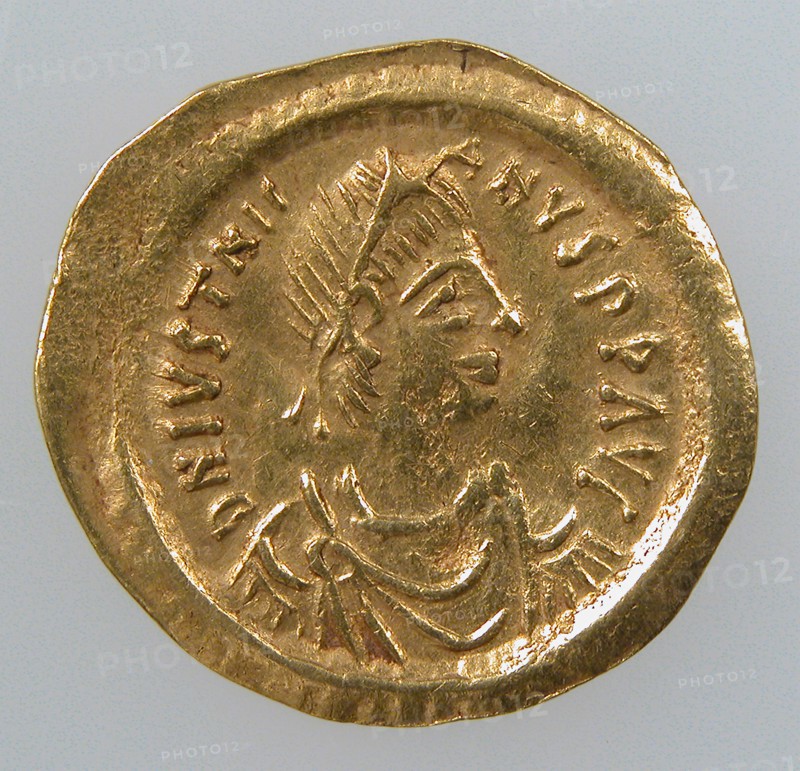 Gold Tremissis of Emperor Justinian I, Byzantine, 527-602.