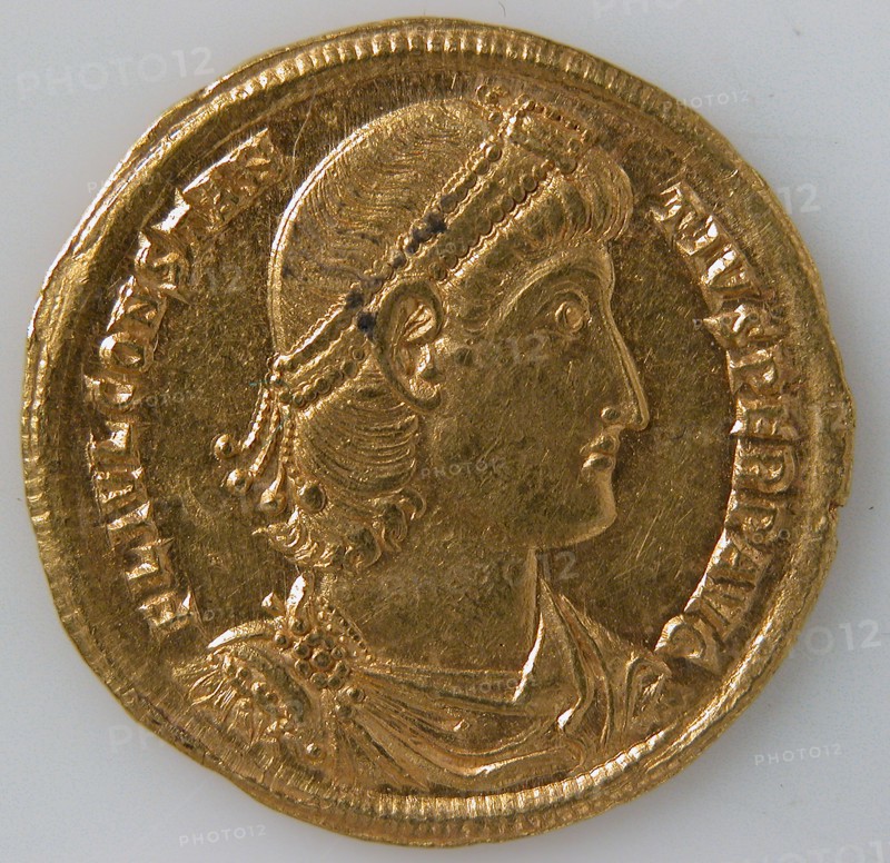Solidus of Constantius II (337-361), Byzantine, 337-47.