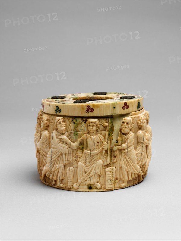 Pyxis with the Miracle of Christ?s Multiplication of the Loaves, Byzantine, 6th century. Christ is flanked by Saints Peter and Paul.