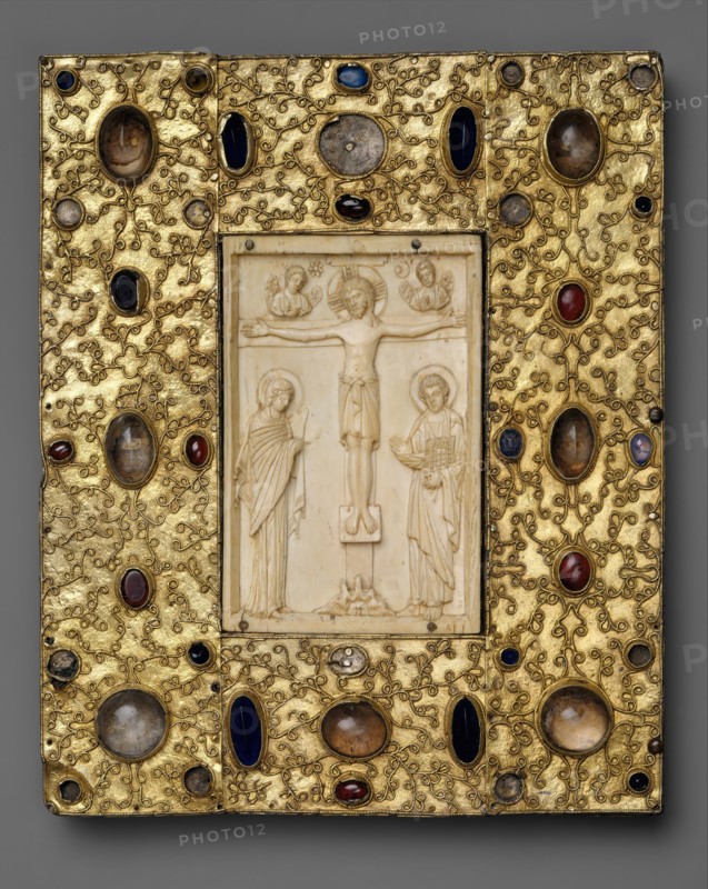 Book Cover (?) with Byzantine Icon of the Crucifixion, Byzantine (ivory); Spanish (setting), 1000 (ivory); late 11th century (setting).