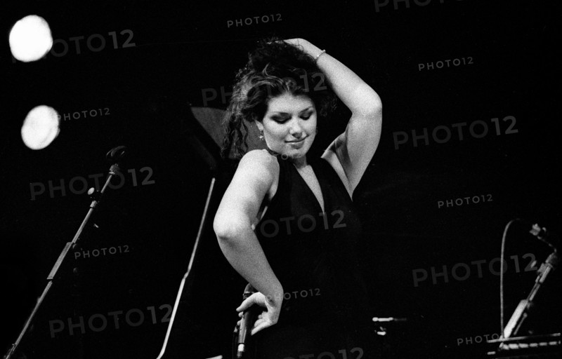 Jane Monheit, Brecon Jazz Festival, Brecon, Powys, Wales, Aug 2001.