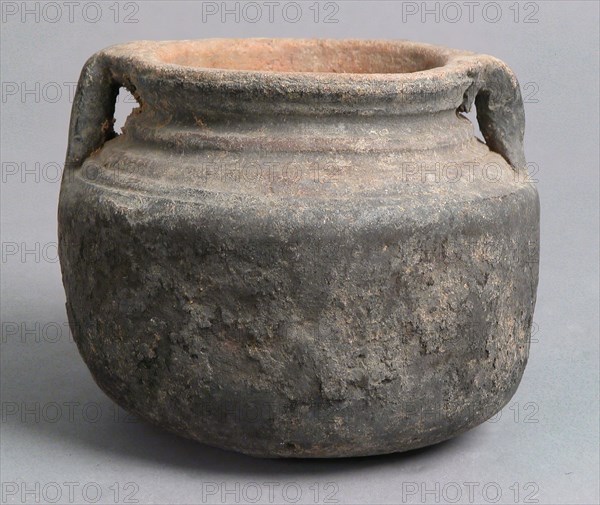 Pot, Coptic, 4th-7th century.