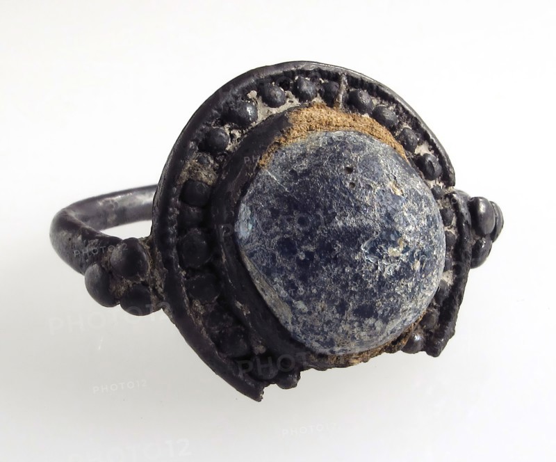 Finger Ring, Frankish, 7th century.