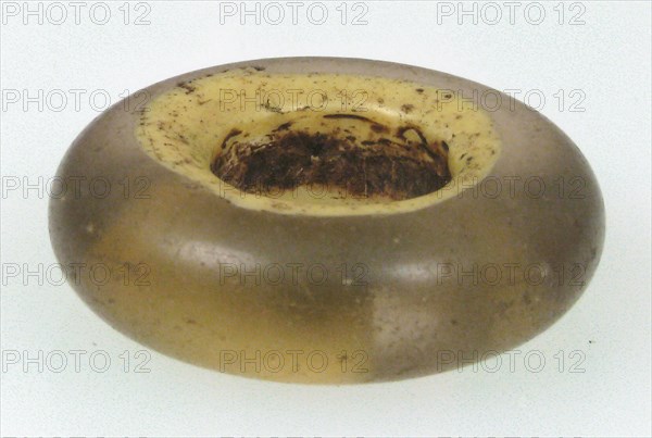 Bead, Frankish, 600-700.