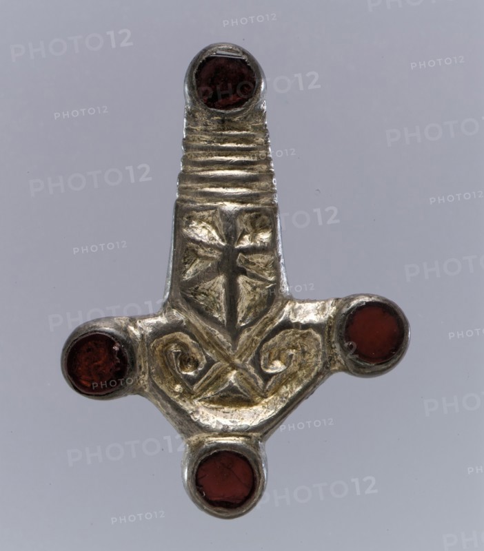 Bow Brooch, Frankish, 450-500.